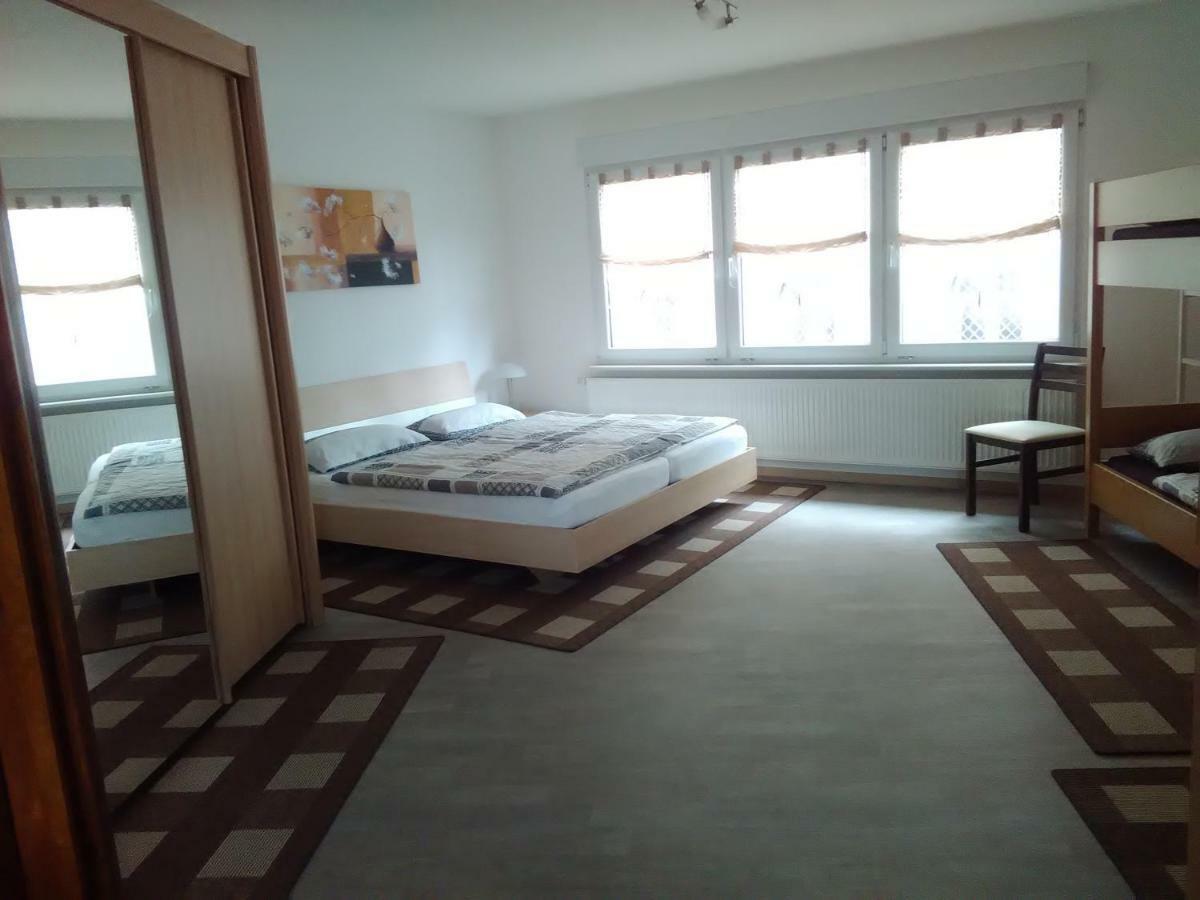 Ferienwohnung Menzel Gedern Екстериор снимка